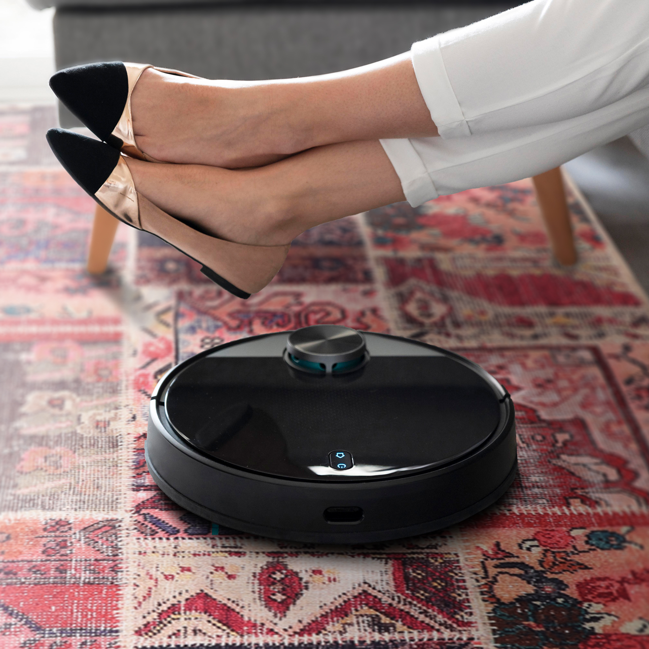 RW1306 washable chenille area rug, robot vacuum