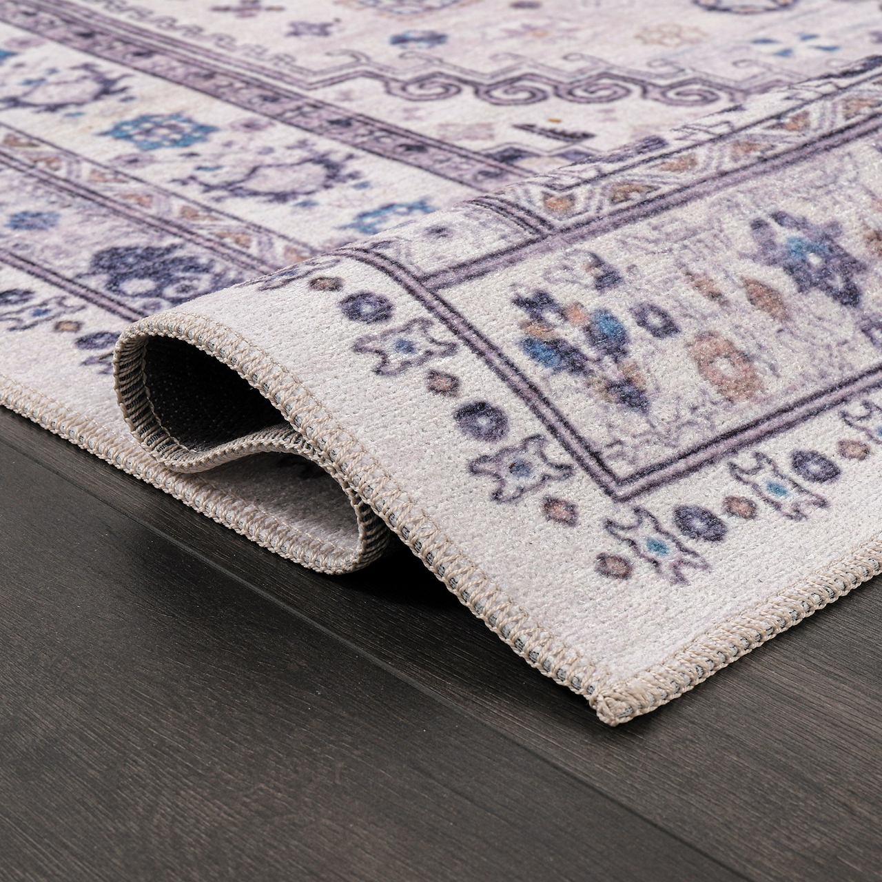 RW2001 washable chenille rug texture and pattern detail