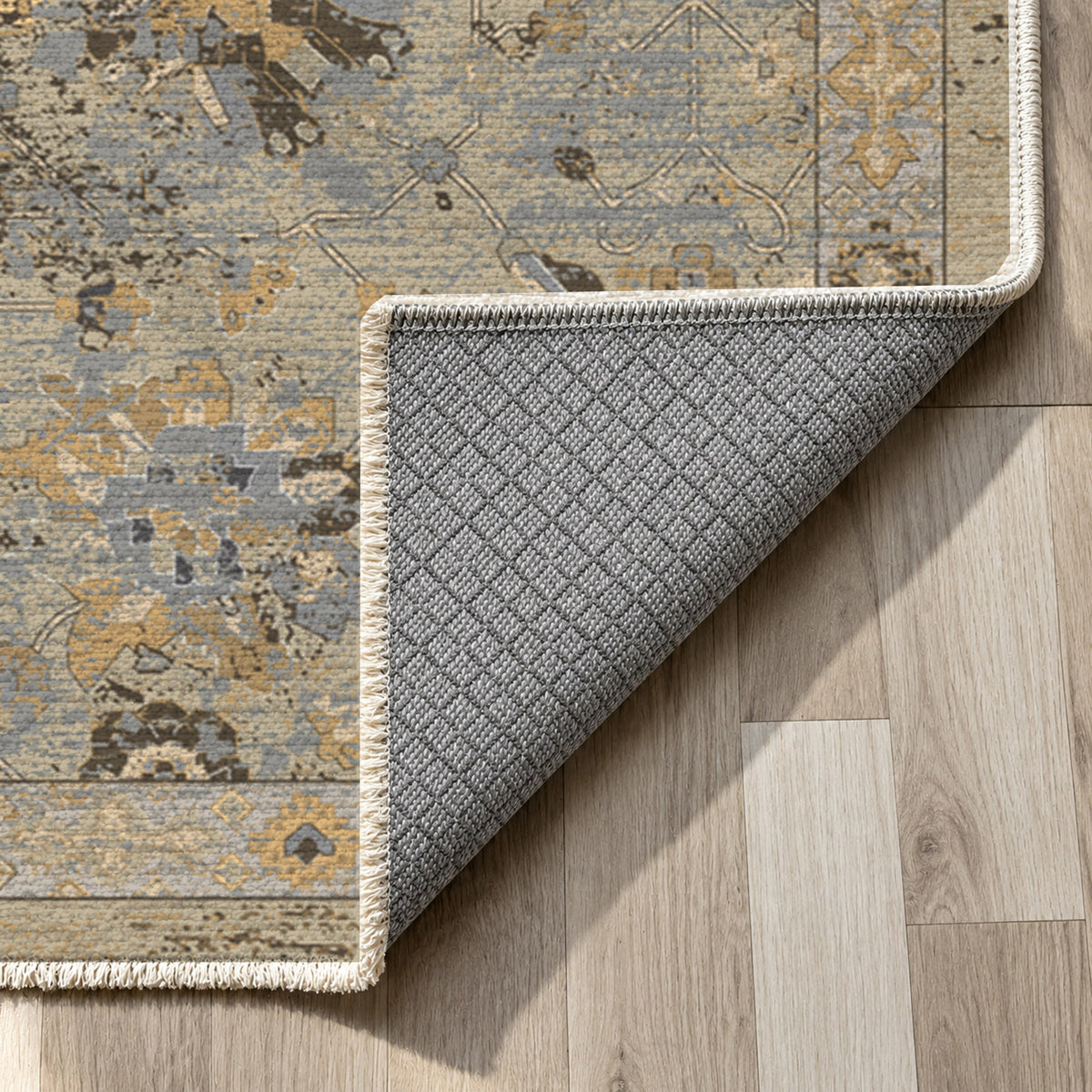 Ushak Cream Classic Washable Rug — backing close up